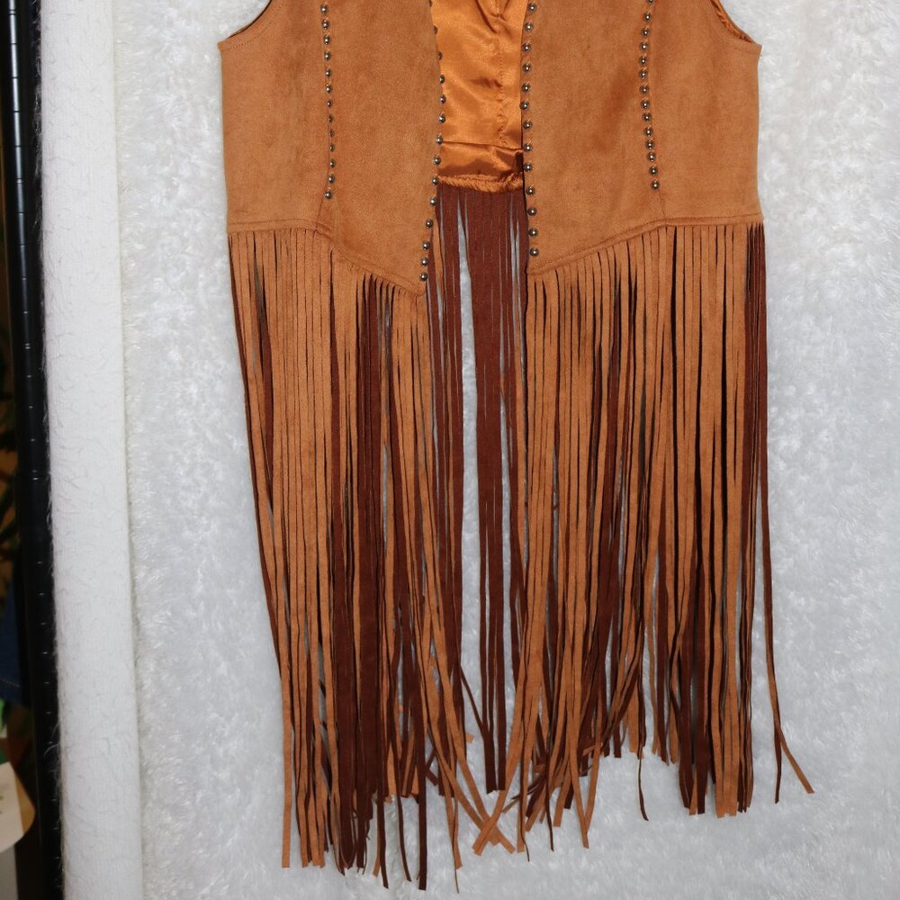 Saints & Hearts ladies medium western vest with fringe - Picture 2 of 6
